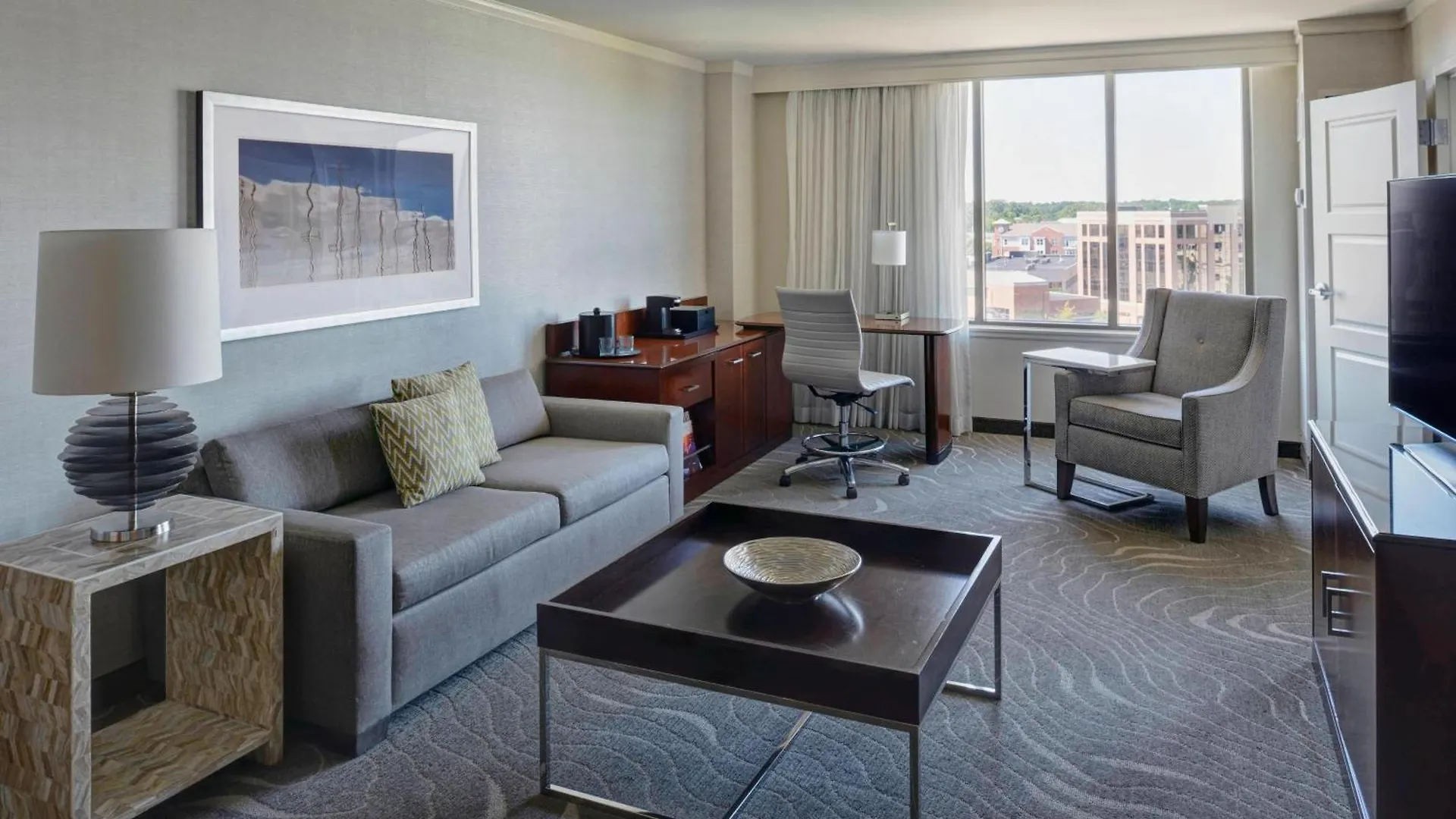 Newport News Marriott At City Center 3*, Newport News