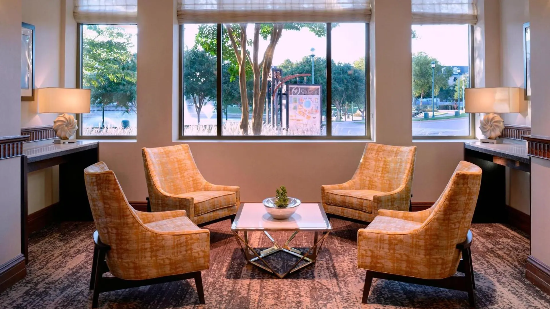 Newport News Marriott At City Center Ньюпорт-Ньюс